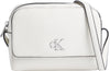 CALVIN KLEIN MINIMAL MONOGRAM CAMERA BAG18 Omuz Çantası