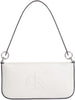 CALVIN KLEIN SCULPTED SHOULDER POUCH25 DEBOSS Omuz Çantası